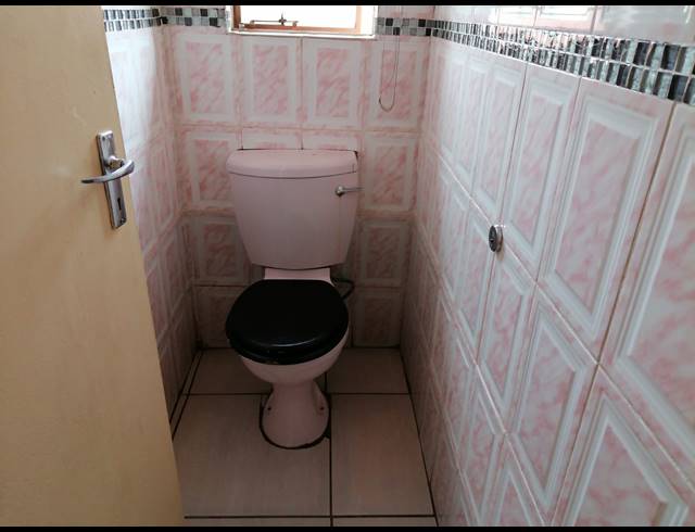 3 BEDROOM HOUSE FOR SALE IN TLHABANE WEST
